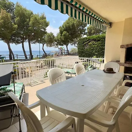 Apartment En Primera Linea Con Acceso Directo A La Playa En La Almadrava *