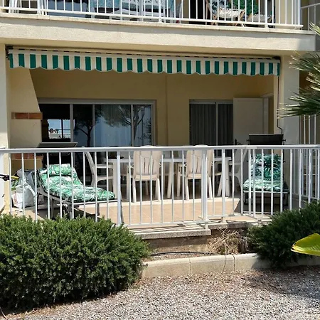 Con Acceso Directo A La Playa Av-39 *