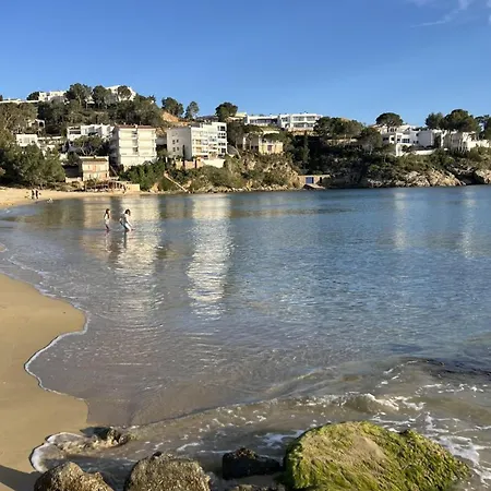 Con Acceso Directo A La Playa Av-39